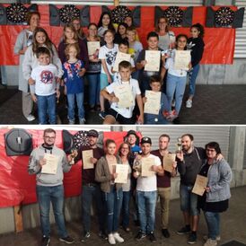 oben: die Gewinner und Teilnehmenden des Jugendlichen-Turniers; unten: die Gewinner-Teams des Erwachsenen-Turniers